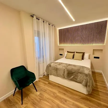 Premium Plaza De La Fuente * Salamanka